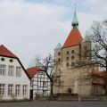 stiftskirche_bucherei.jpg